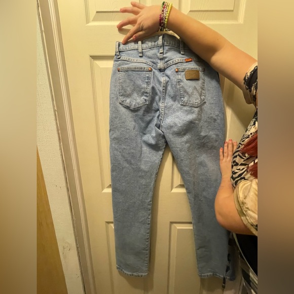 Wrangler Jeans basically Brand New - Picture 2 of 3